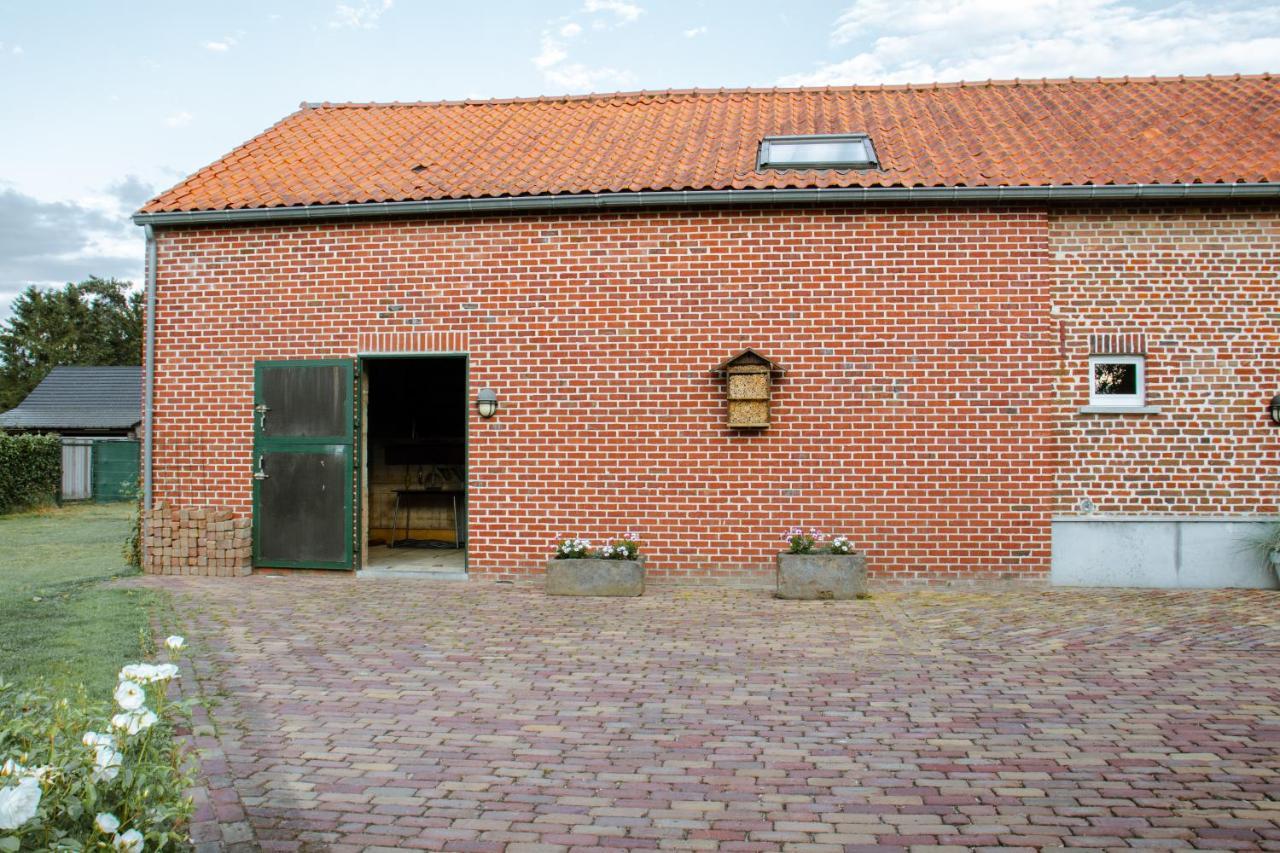Wings Creek Ranch B&B Zutendaal Exteriör bild
